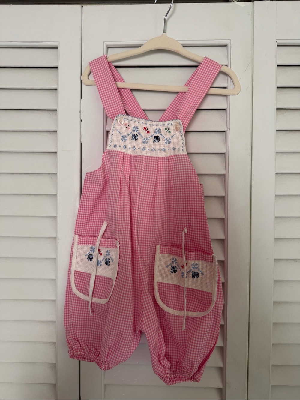 Vintage Pink Gingham One-Piece Bodysuit with Embroidered Pockets toddler